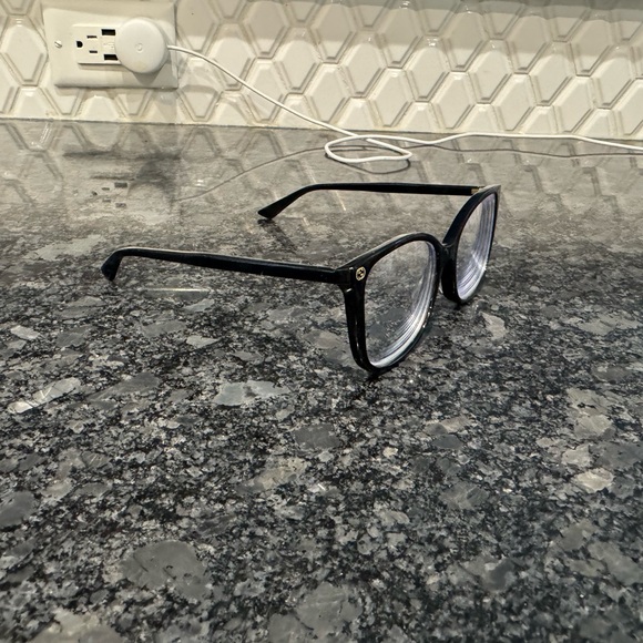Gucci Black Women's Glasses - Picture 3 of 8